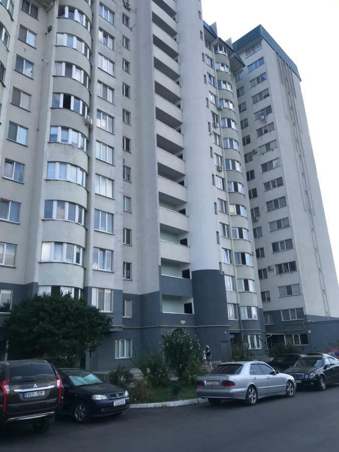 Квартира В Тирасполе Exteriör bild